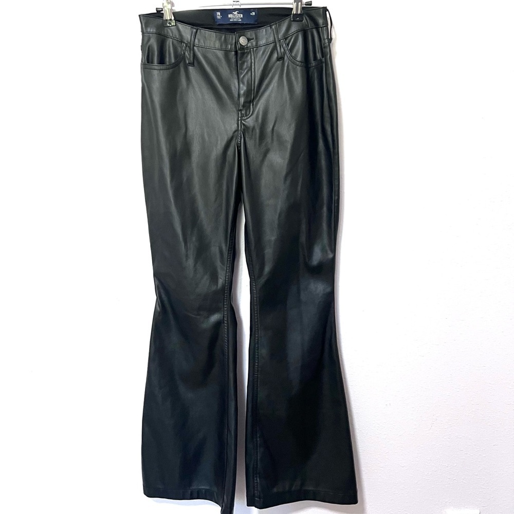 Hollister Black Flare Wide faux leather‎ pants 28/7R